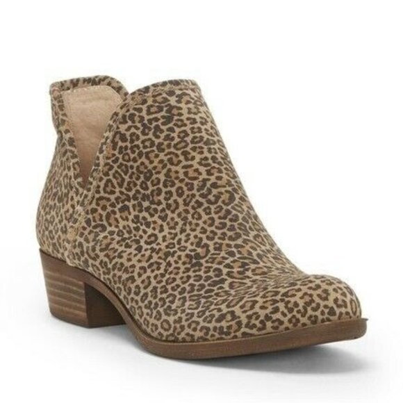 Lucky Brand Shoes - SOLD!NEW! Lucky Brand Womens Sz 9.5 Baley Eyelash